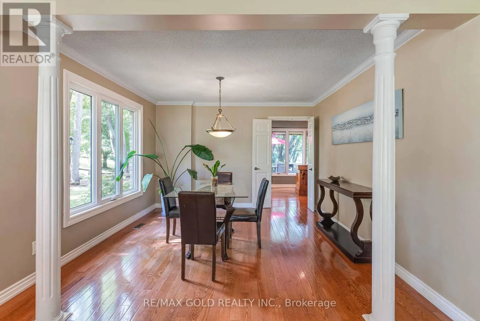 52 PALMER CIRCLE