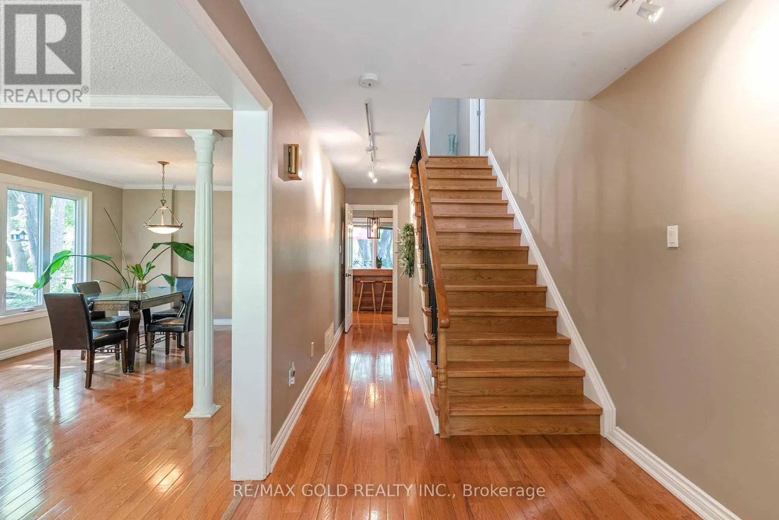 52 PALMER CIRCLE