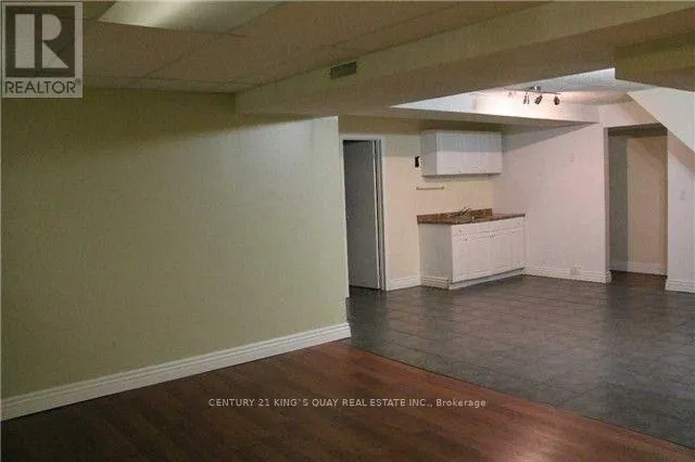 395 PARKLANE ROAD