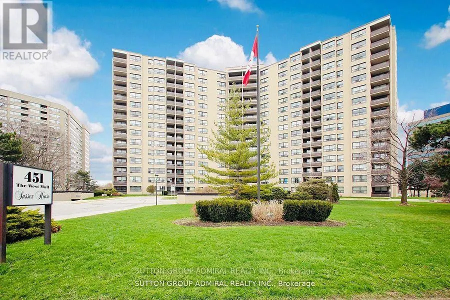 908 - 451 THE WEST MALL