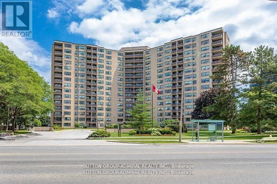 908 - 451 THE WEST MALL
