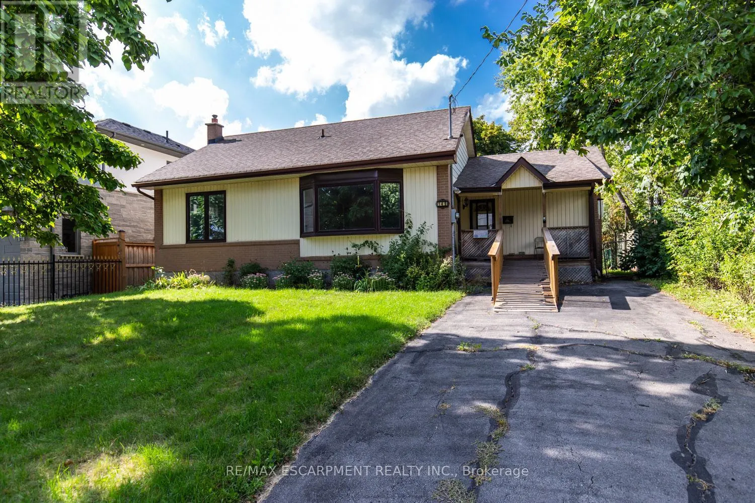 149 MANSFIELD DRIVE