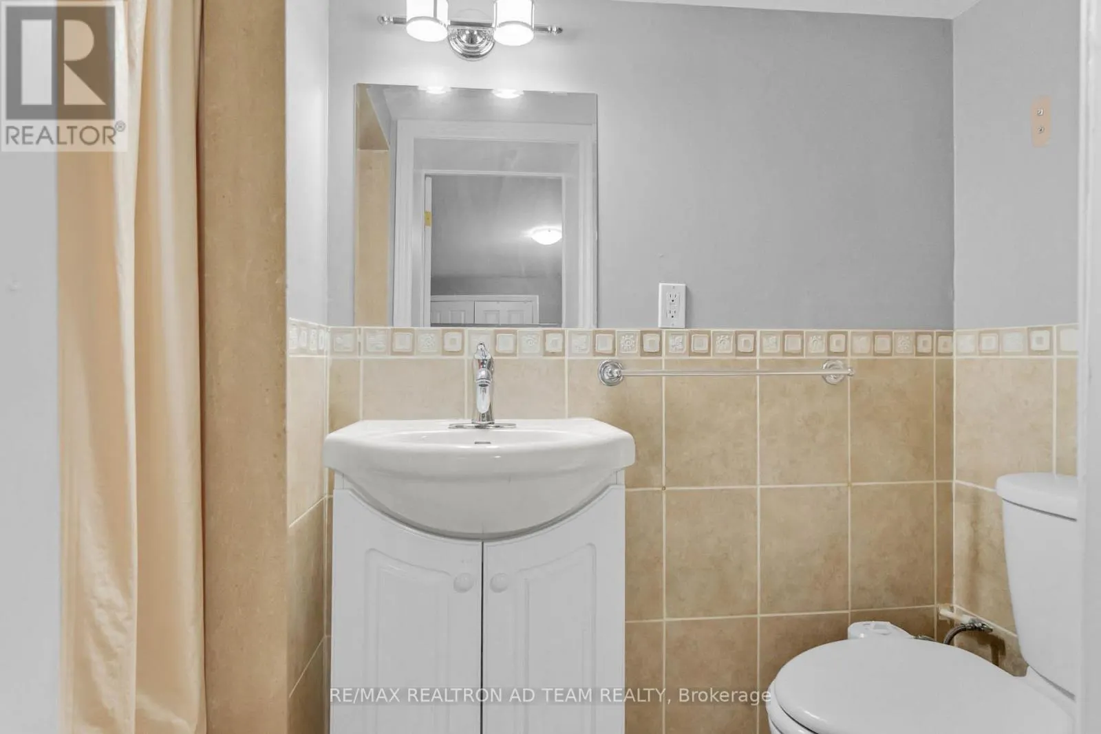 BSMT - 498 TREMBLANT COURT
