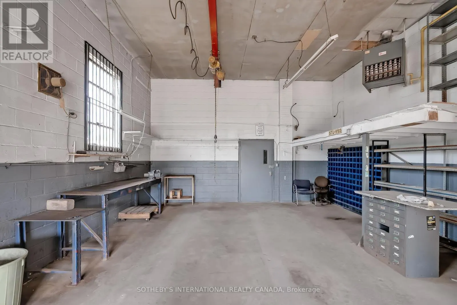 3 - 1505 SPEERS ROAD