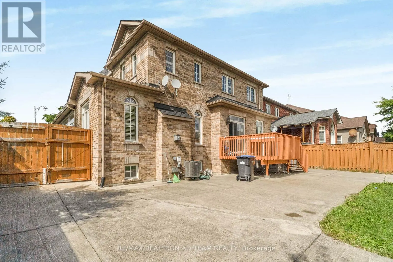 498 TREMBLANT COURT