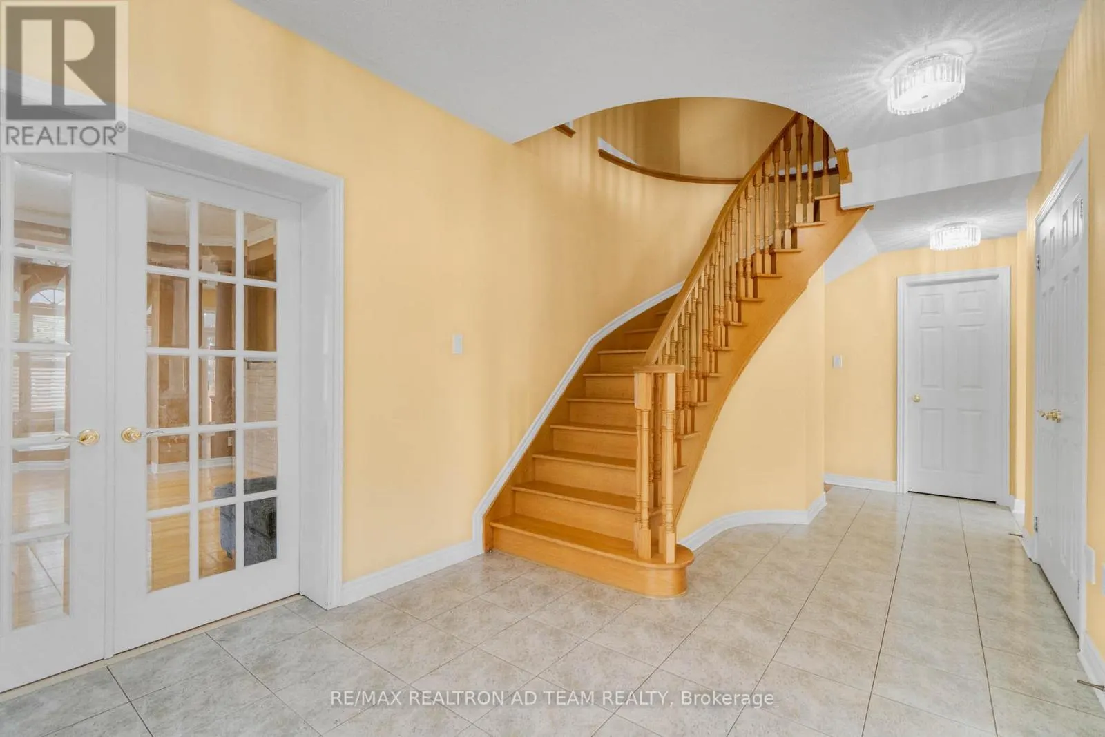 498 TREMBLANT COURT