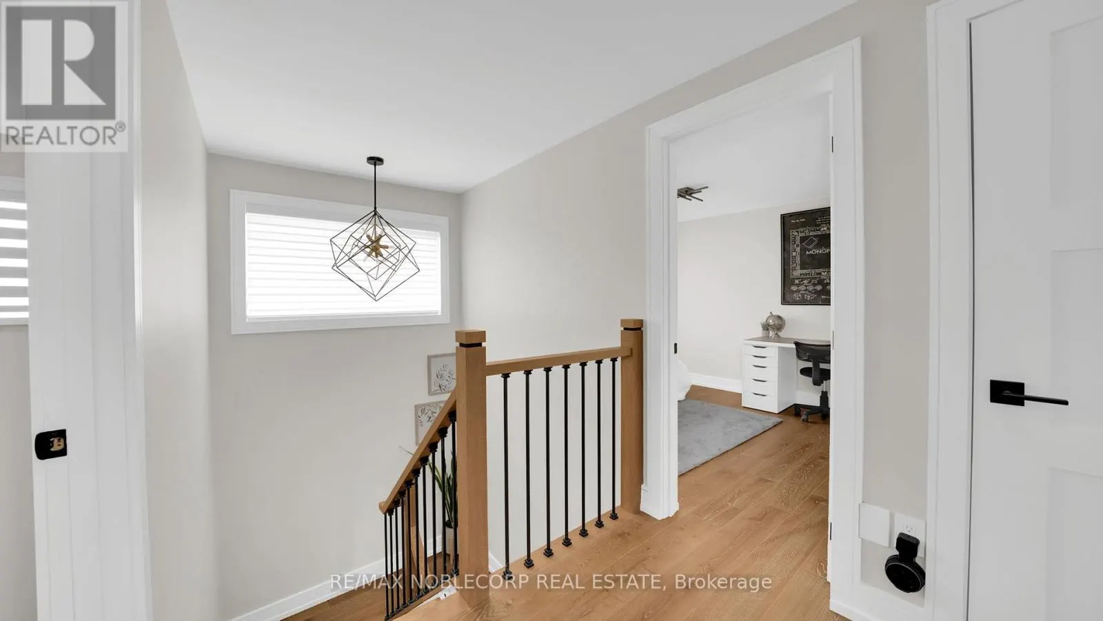 199 ELLWOOD DRIVE W
