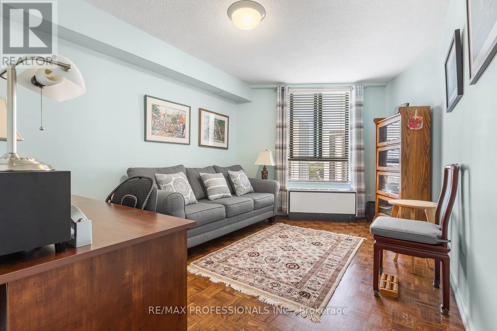 E5 - 296 MILL ROAD
