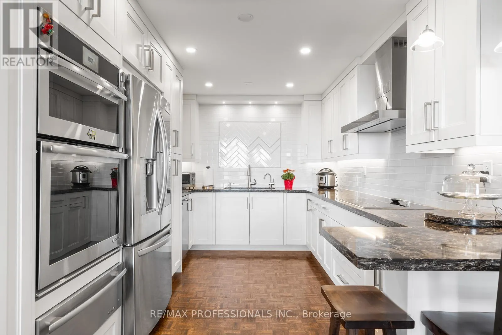 E5 - 296 MILL ROAD