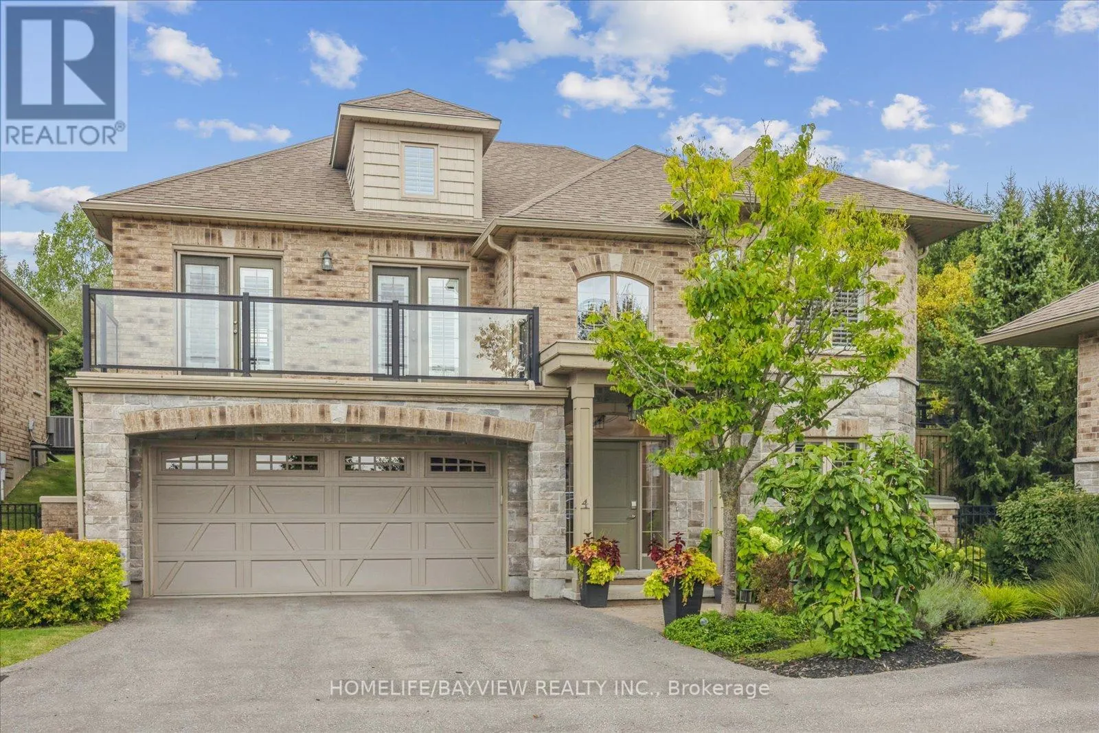 4 - 14 REDDINGTON DRIVE
