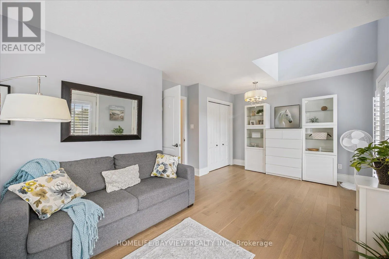 4 - 14 REDDINGTON DRIVE
