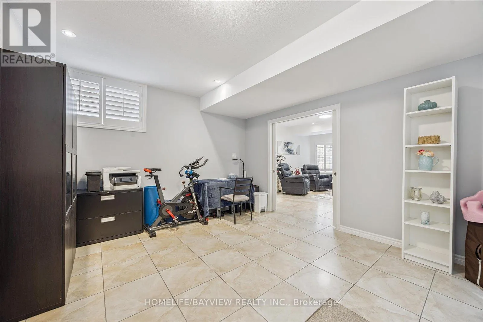 4 - 14 REDDINGTON DRIVE