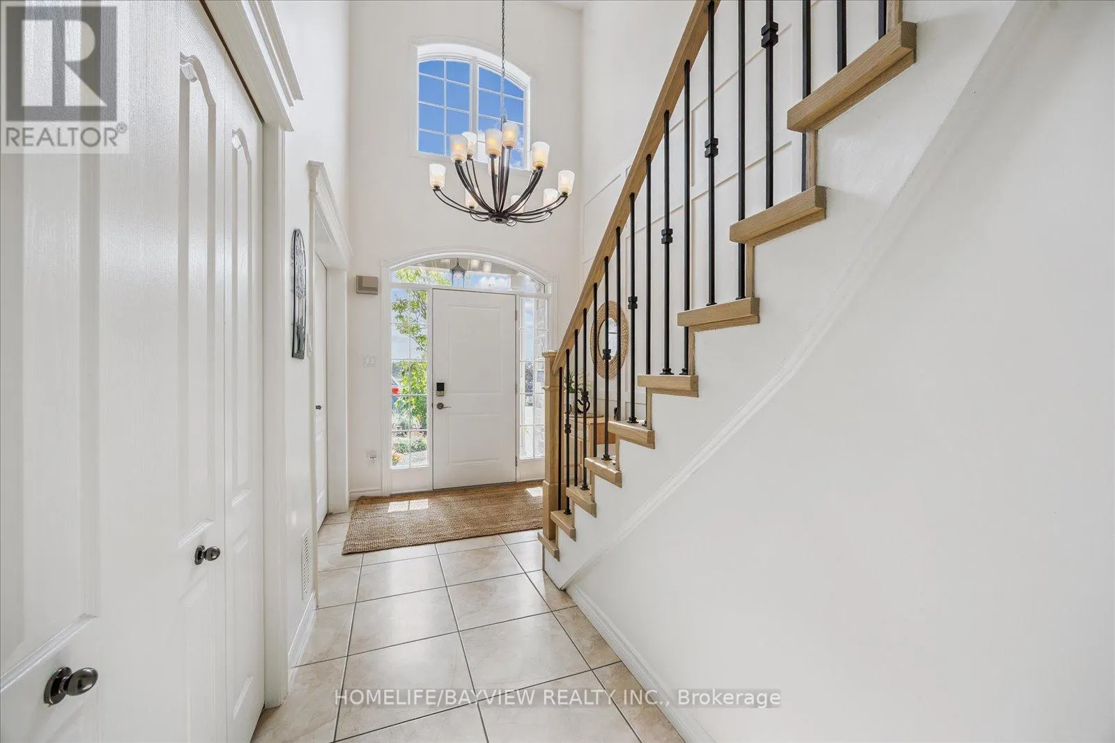 4 - 14 REDDINGTON DRIVE