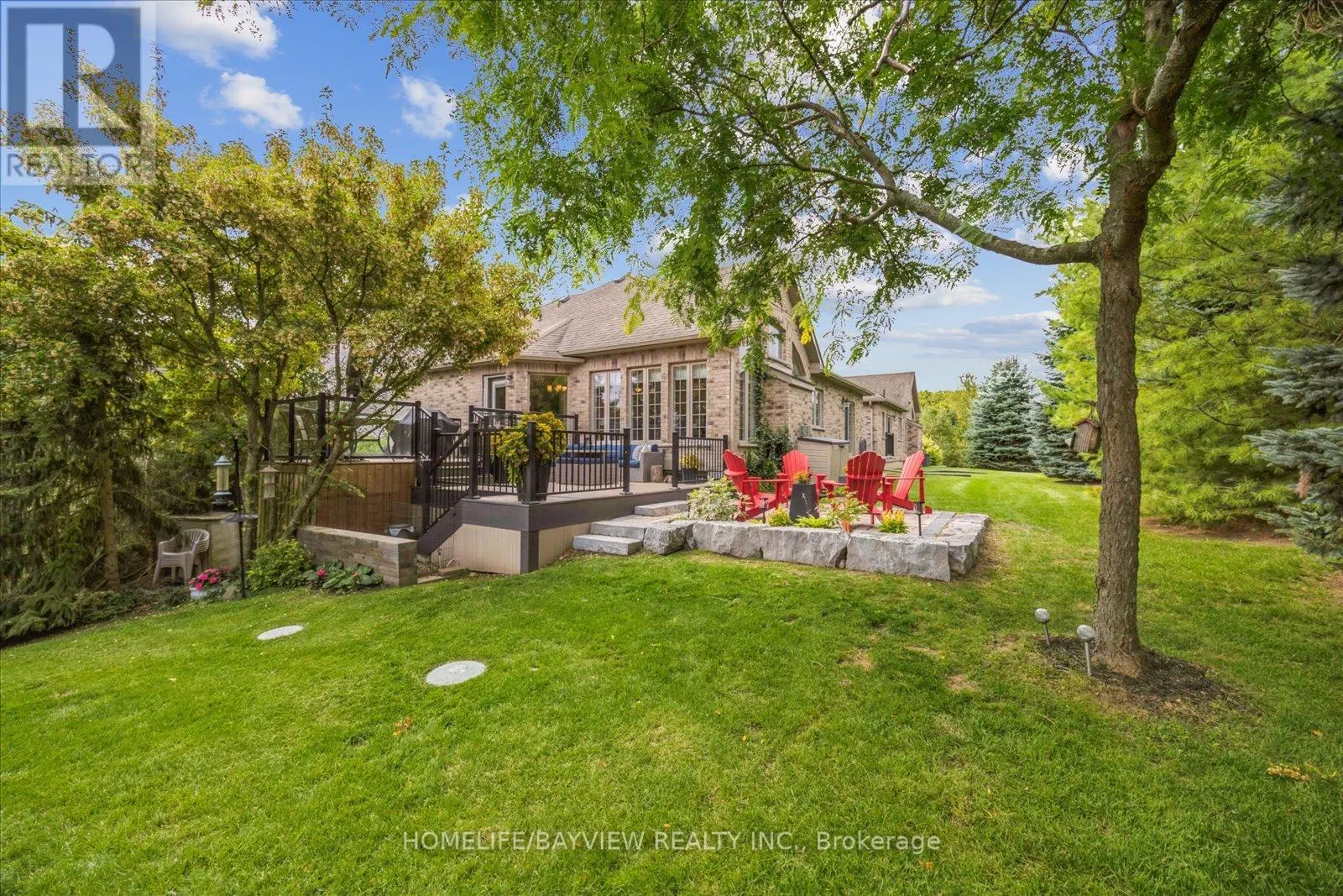 4 - 14 REDDINGTON DRIVE