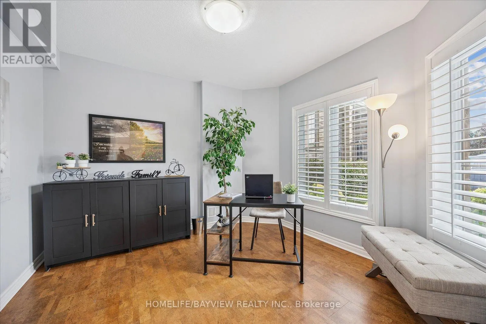4 - 14 REDDINGTON DRIVE