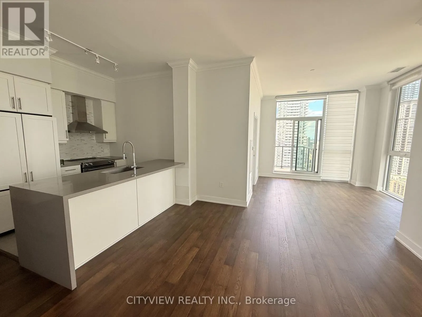 PH3 - 4085 PARKSIDE VILLAGE DRIVE