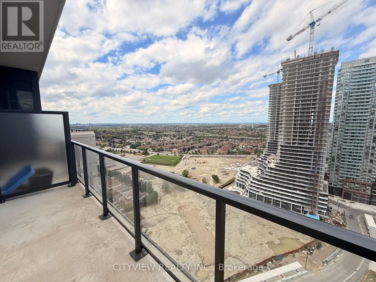 PH3 - 4085 PARKSIDE VILLAGE DRIVE