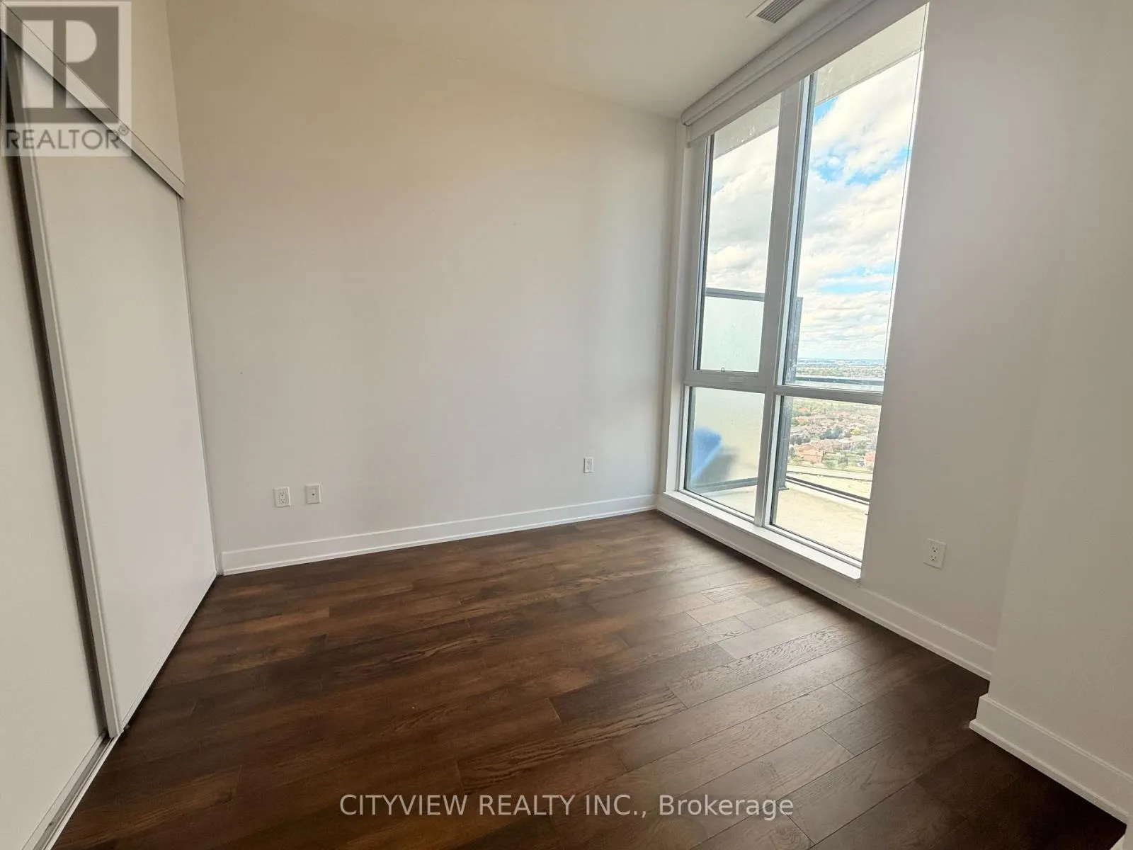 PH3 - 4085 PARKSIDE VILLAGE DRIVE