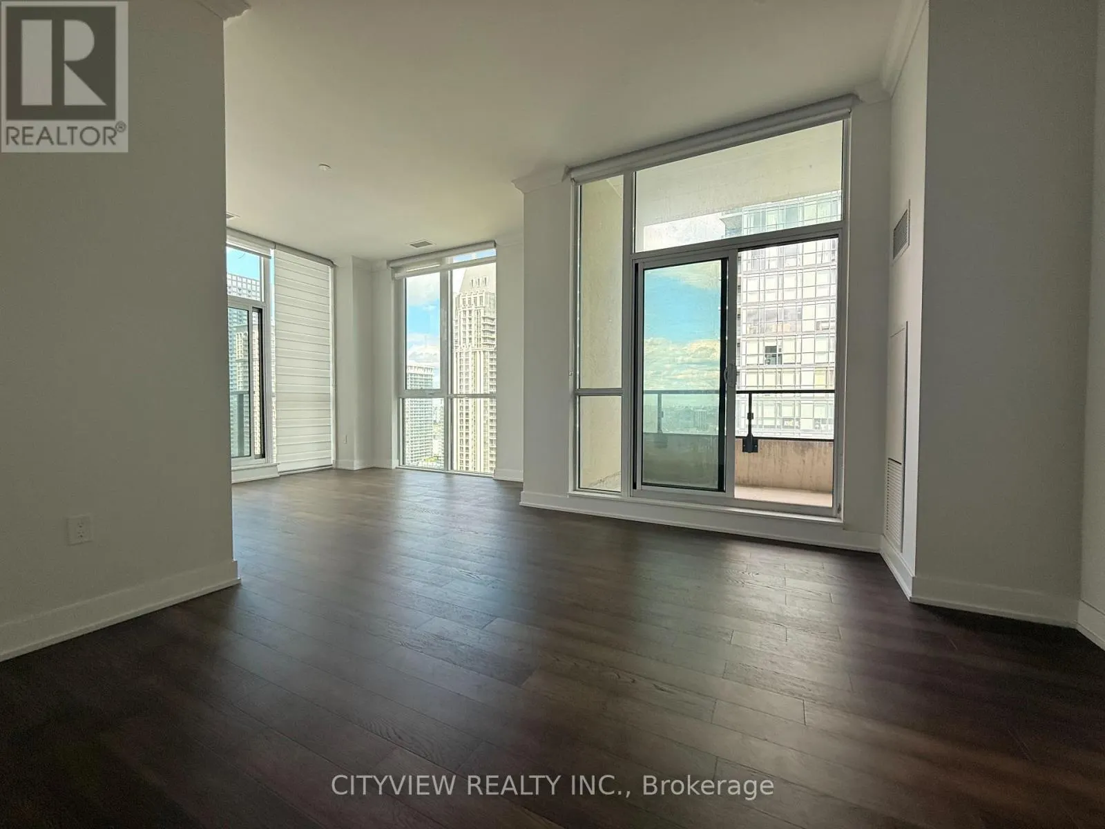 PH3 - 4085 PARKSIDE VILLAGE DRIVE