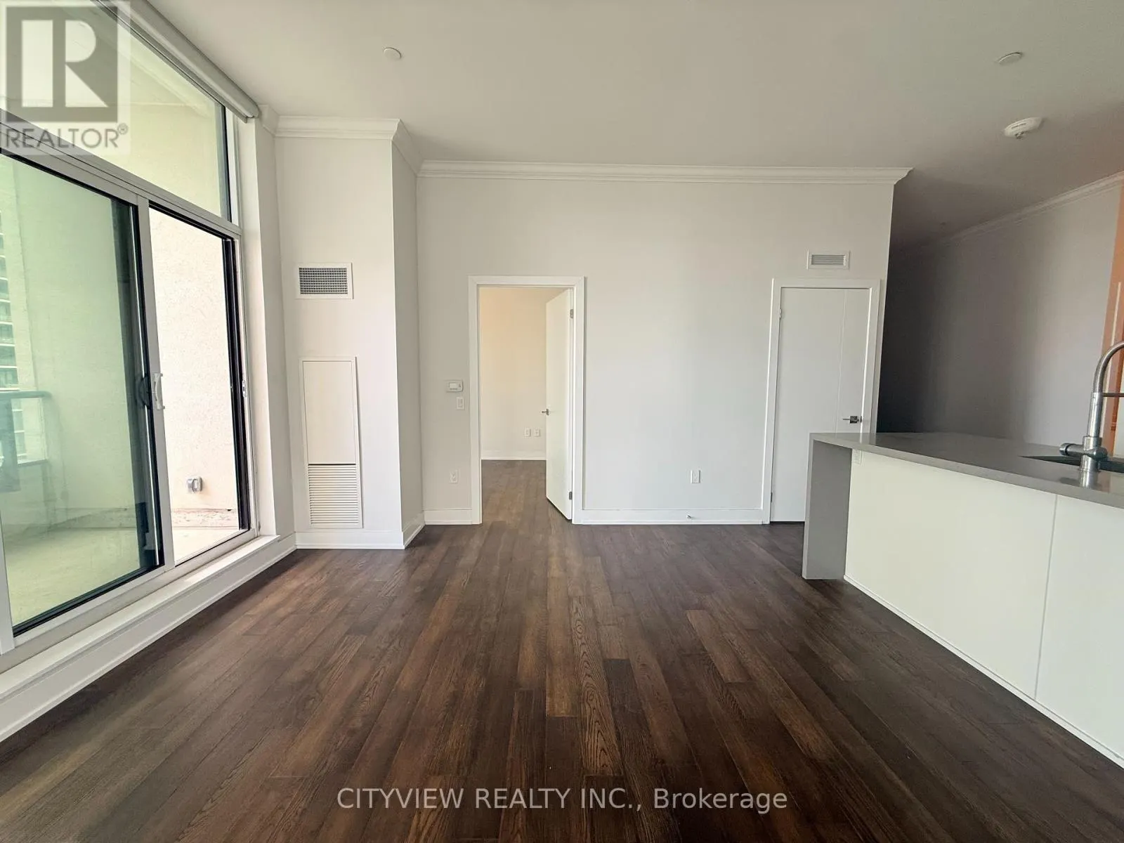PH3 - 4085 PARKSIDE VILLAGE DRIVE
