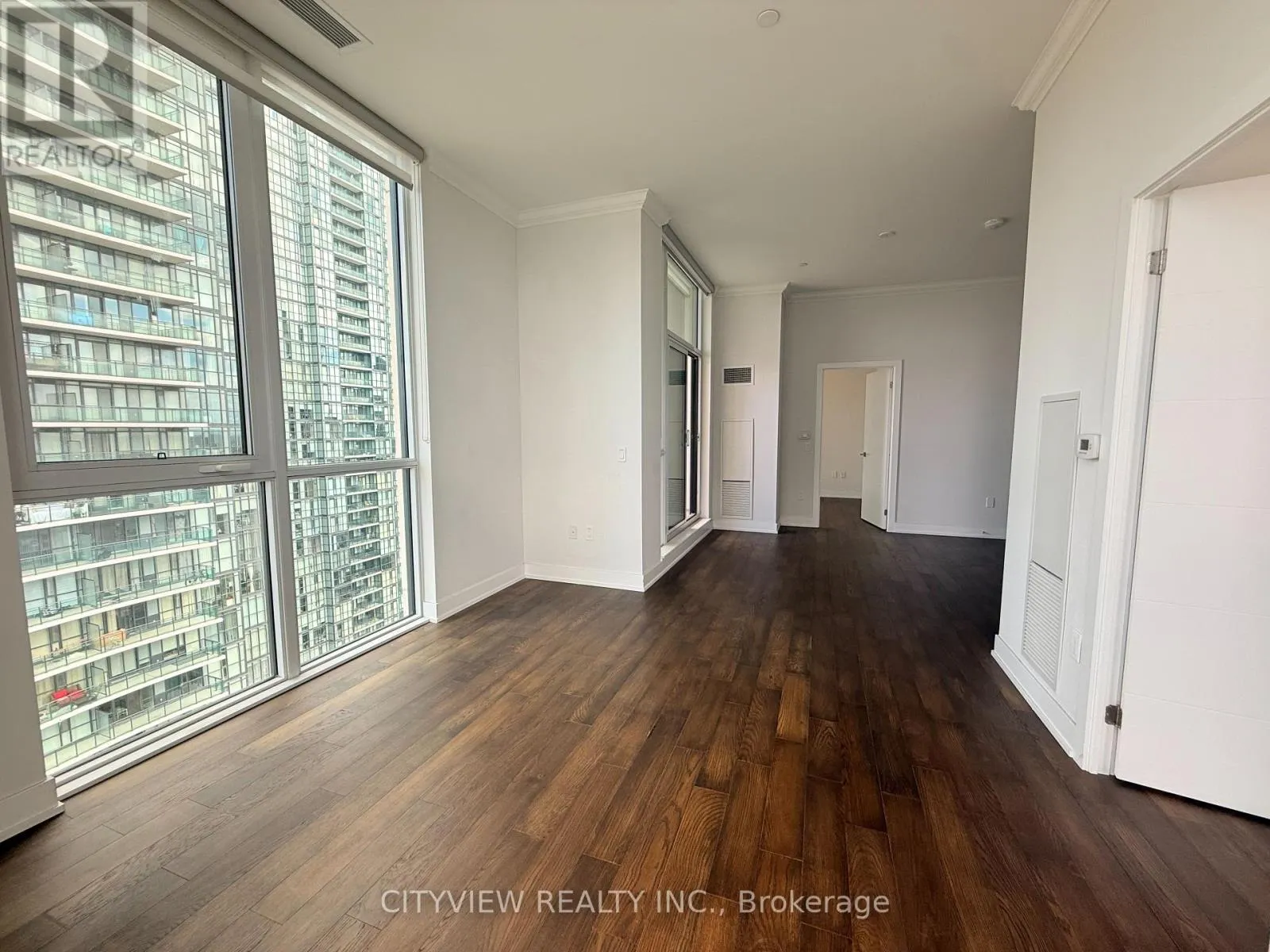 PH3 - 4085 PARKSIDE VILLAGE DRIVE
