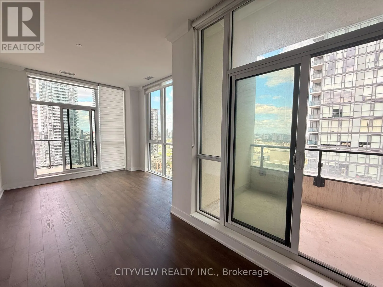 PH3 - 4085 PARKSIDE VILLAGE DRIVE