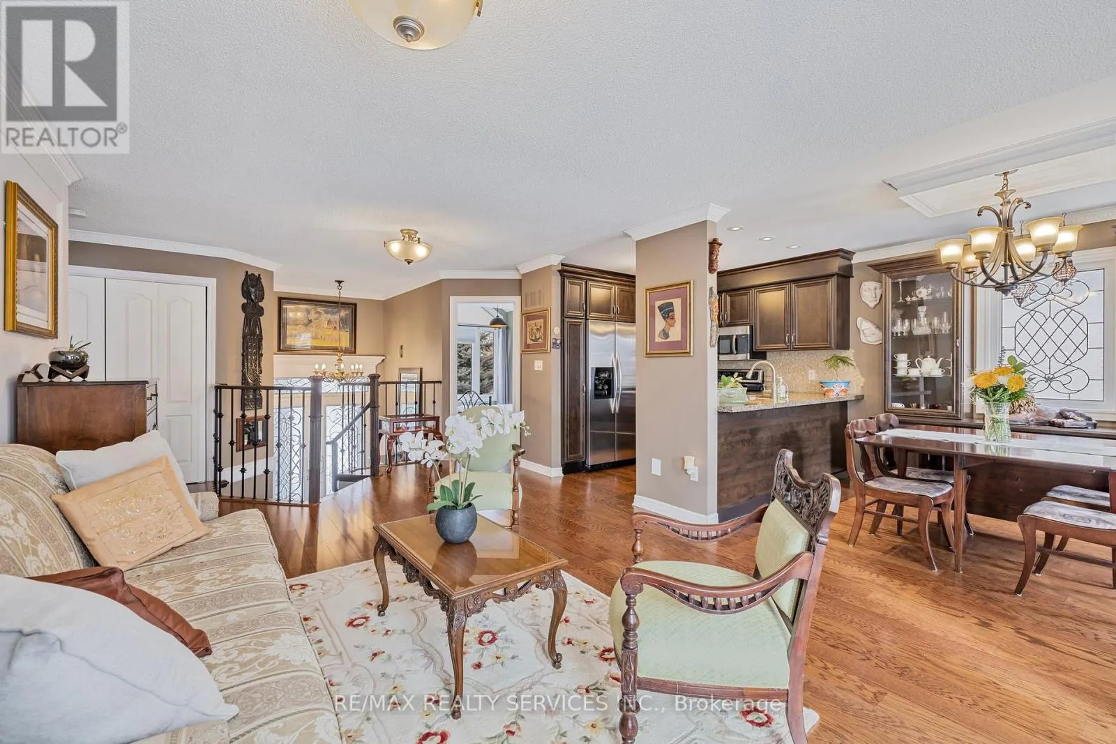 19 LIVINGSTON DRIVE