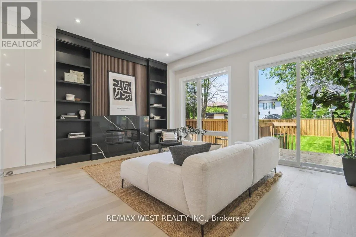 12B FOCH AVENUE