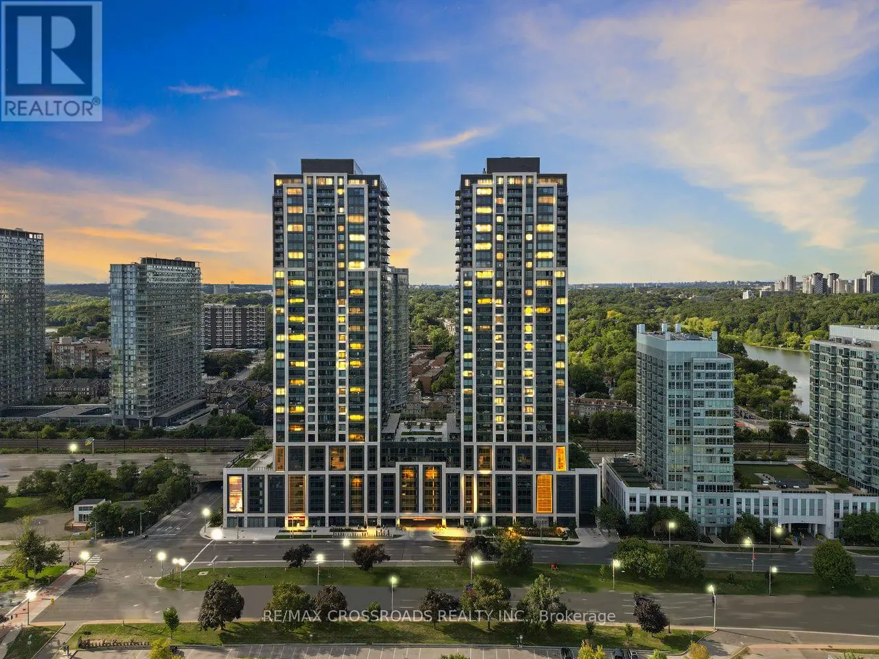 2101 - 1926 LAKE SHORE BOULEVARD W