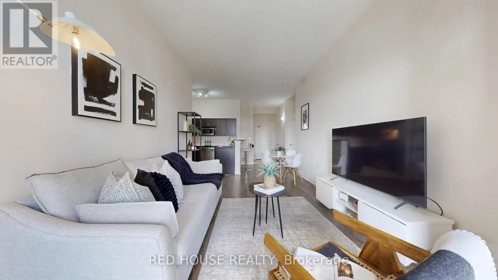 412 - 1460 MAIN STREET E