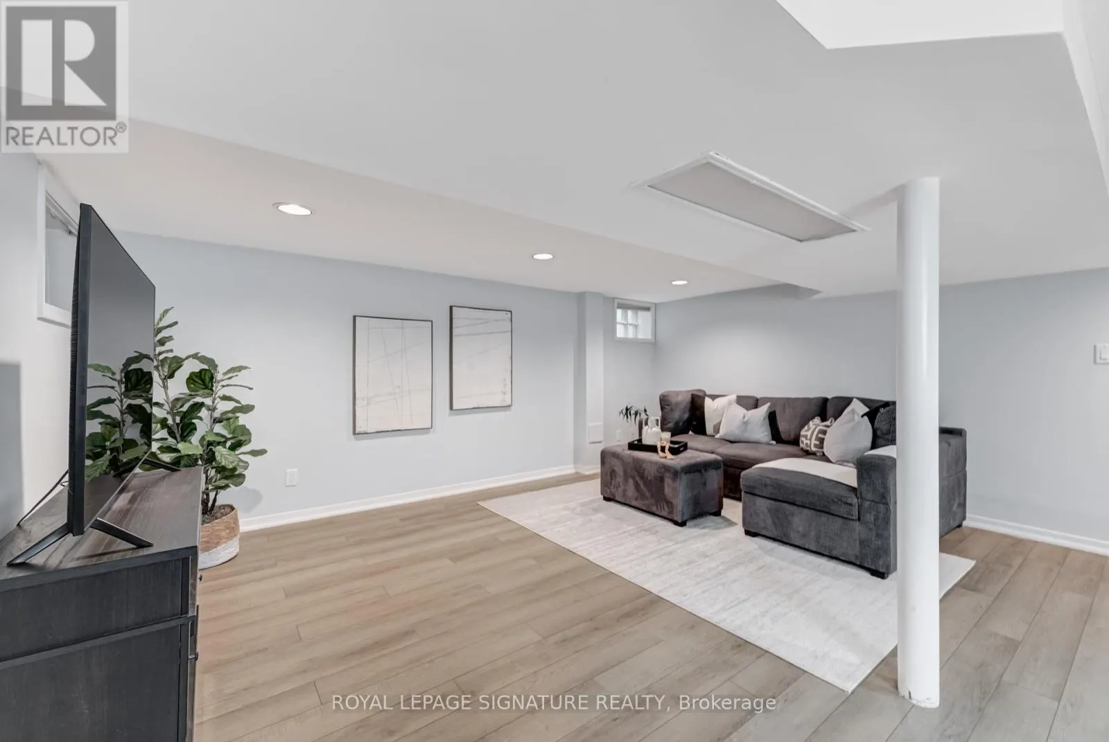 32 WHEATFIELD ROAD