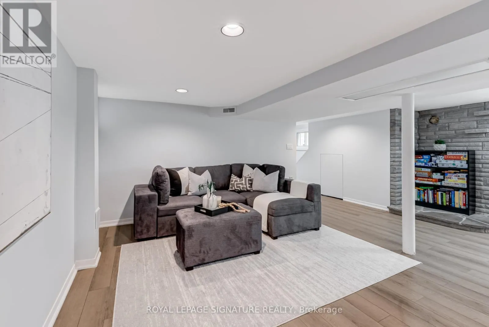 32 WHEATFIELD ROAD