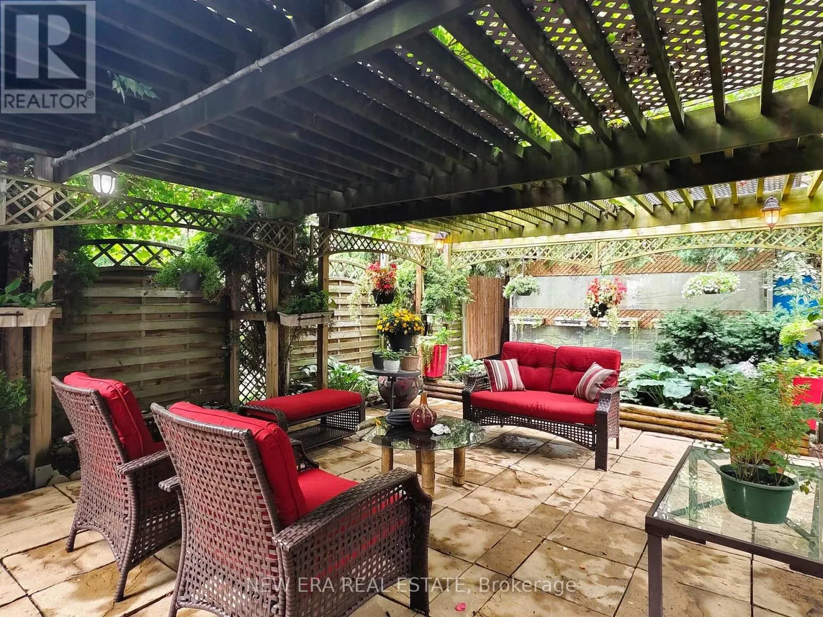 2669 INLAKE COURT