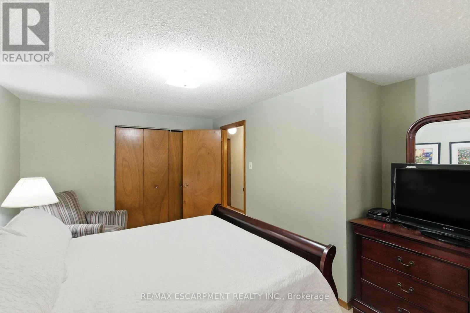 5 - 3008 PALMER DRIVE