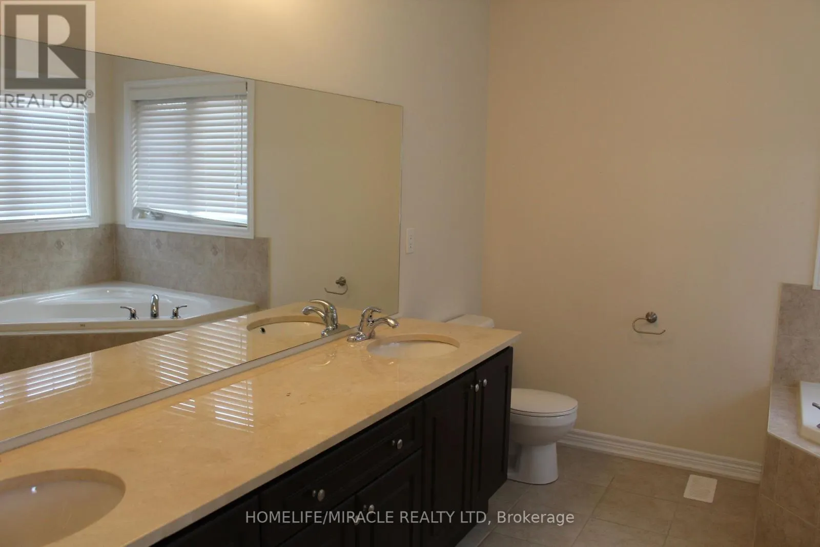 210 BELLCHASE TRAIL