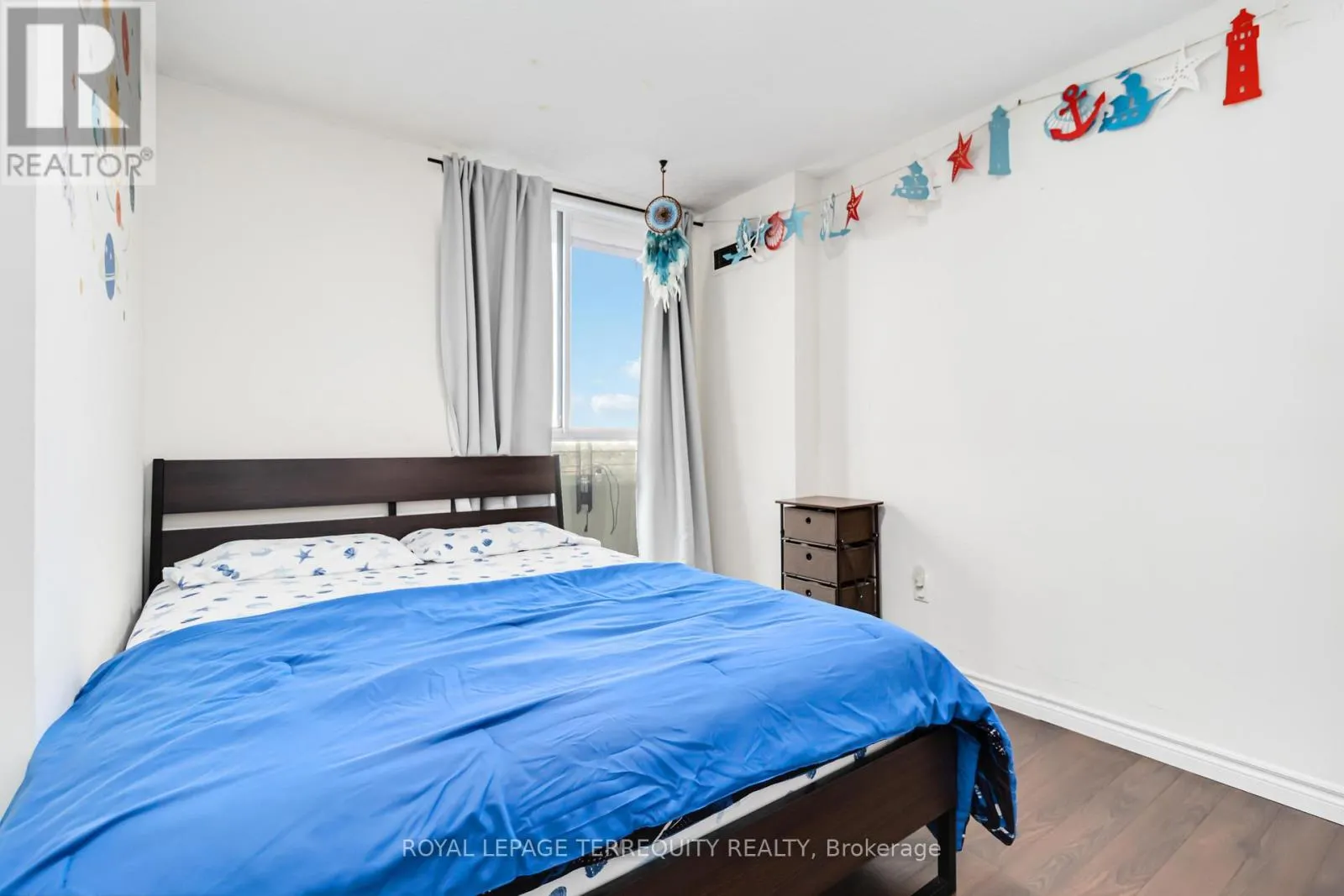 909 - 1300 MISSISSAUGA VALLEY BOULEVARD