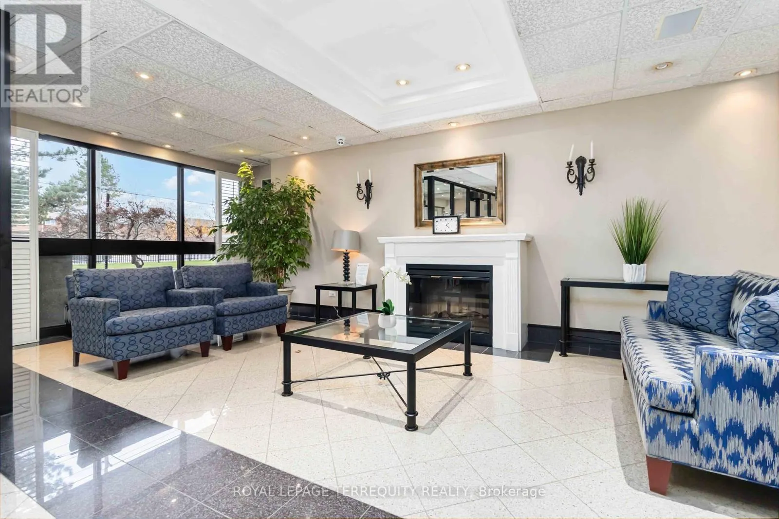 909 - 1300 MISSISSAUGA VALLEY BOULEVARD