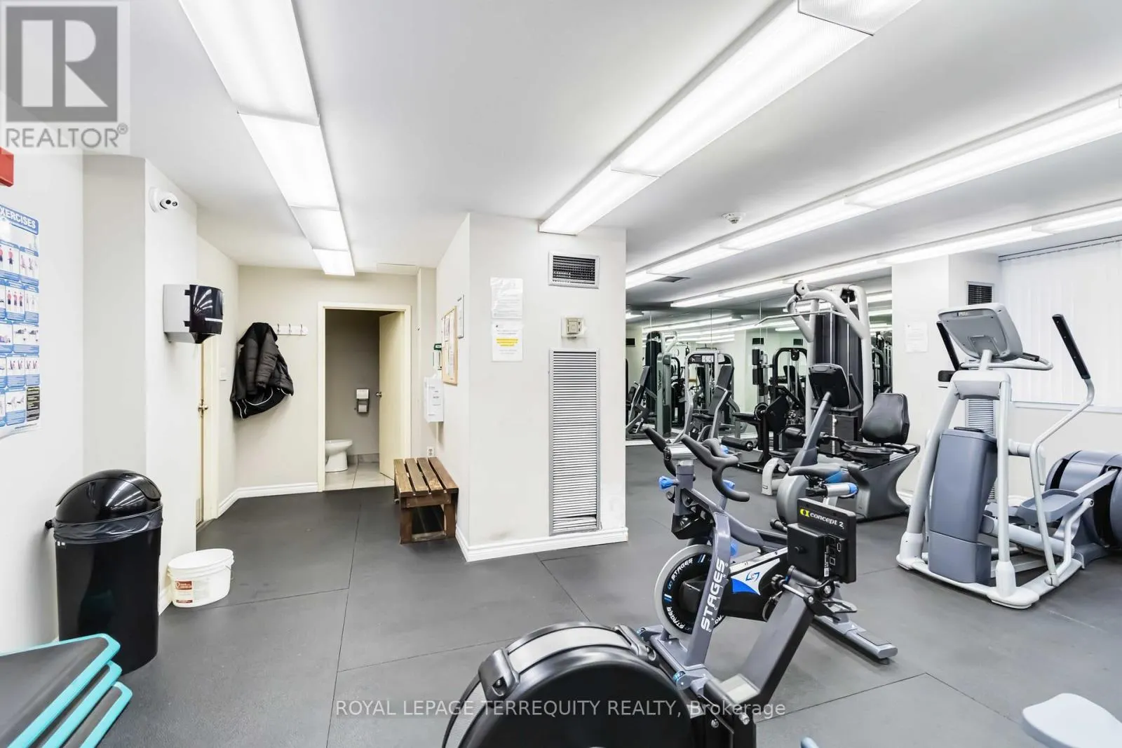 909 - 1300 MISSISSAUGA VALLEY BOULEVARD