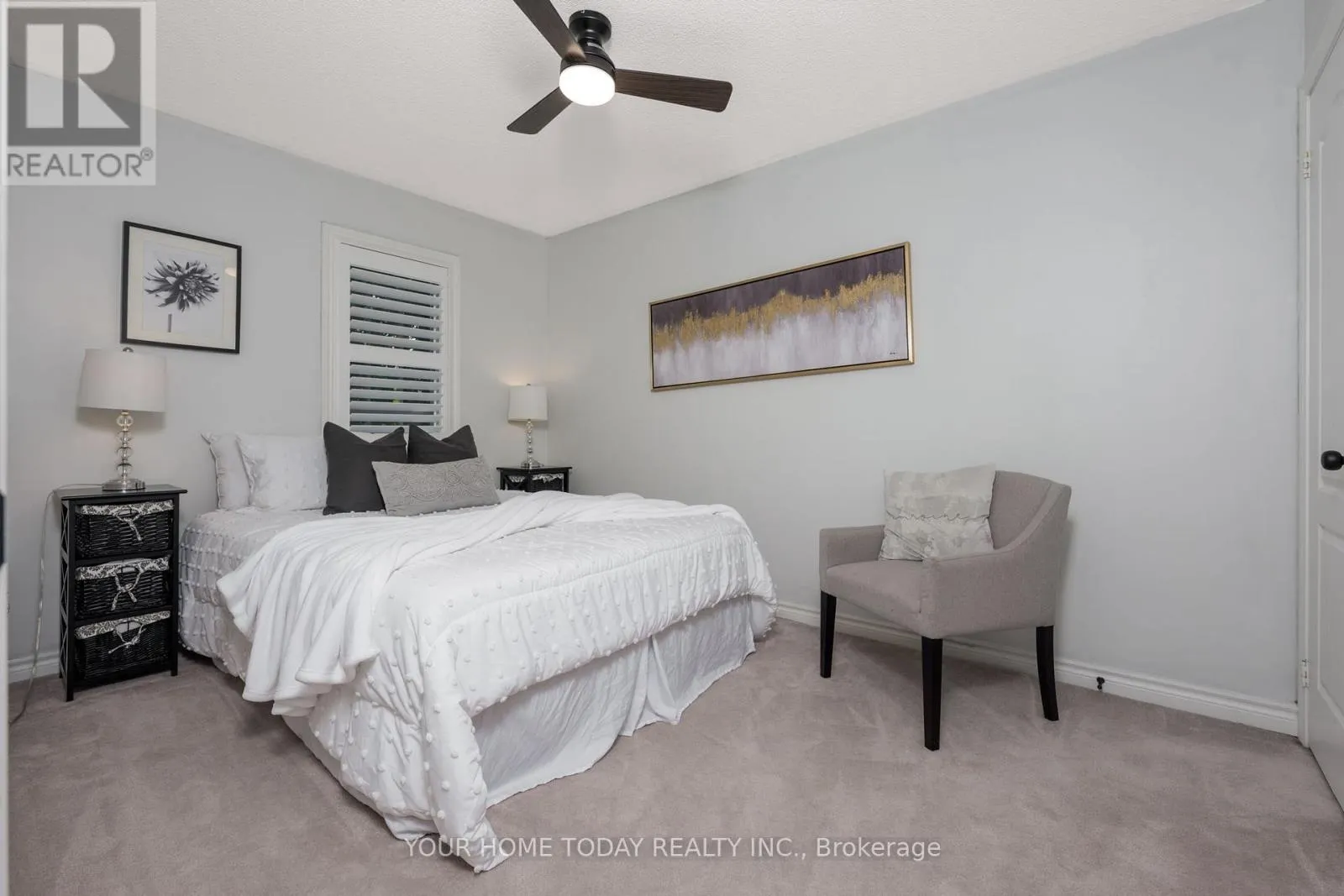 8 - 76 RIVER DRIVE