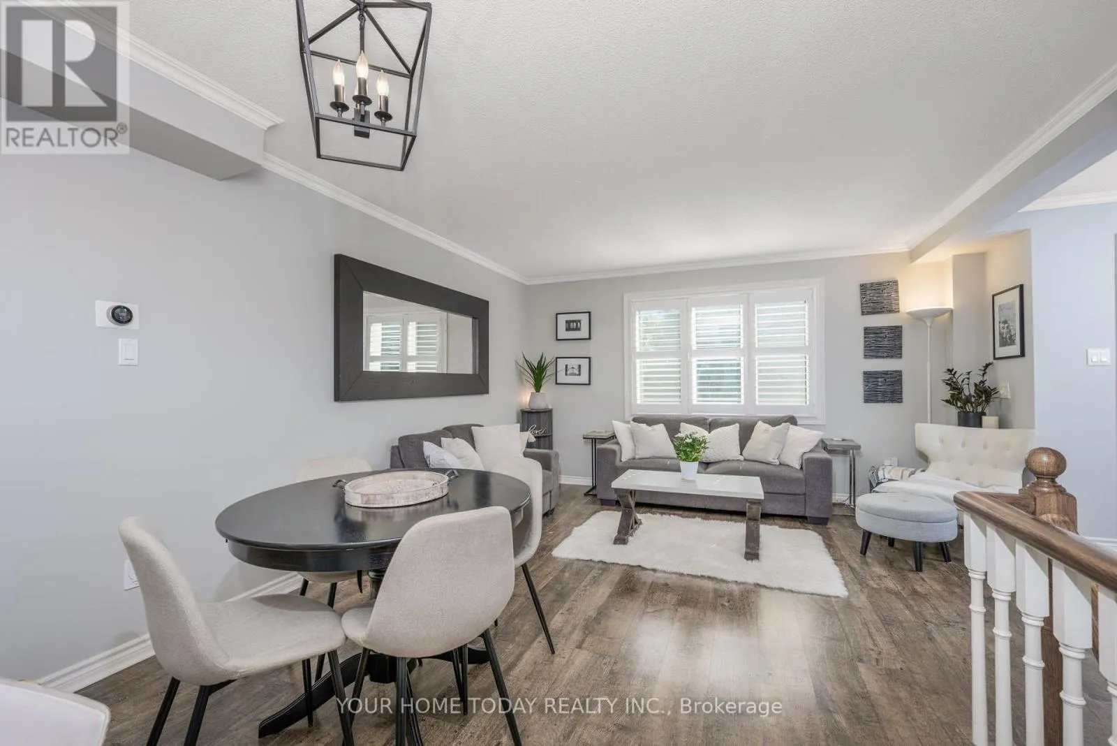 8 - 76 RIVER DRIVE