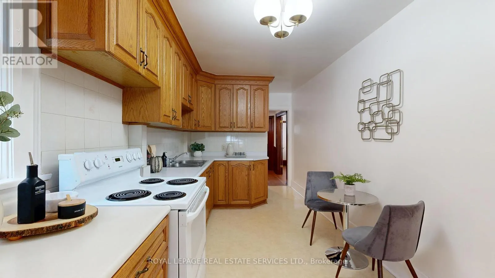 22 ELORA ROAD