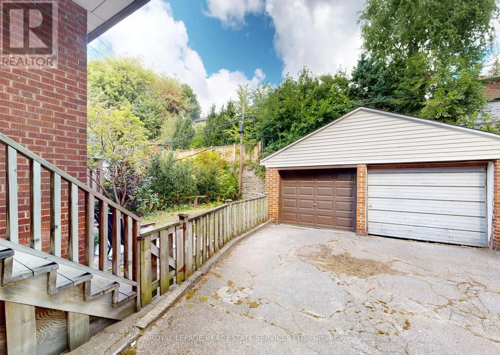 22 ELORA ROAD