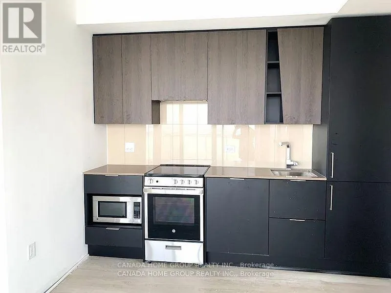 5510 - 3900 CONFEDERATION PARKWAY