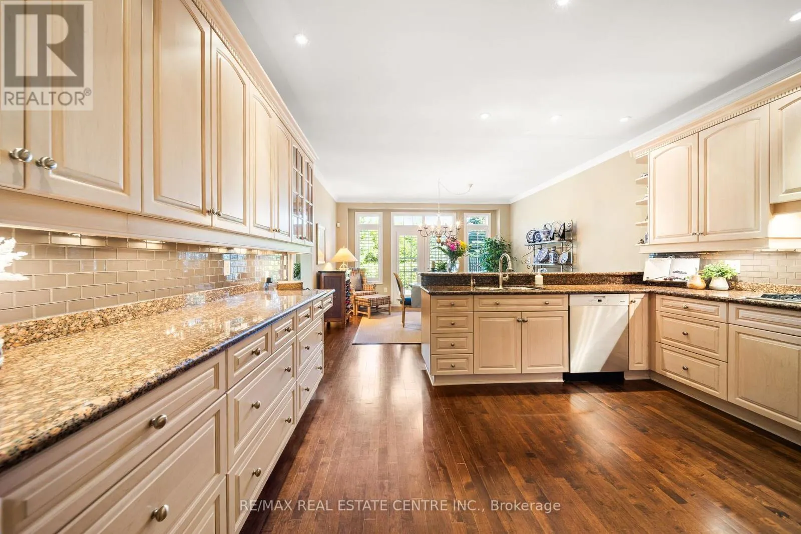 4165 STONEBRIDGE CRESCENT