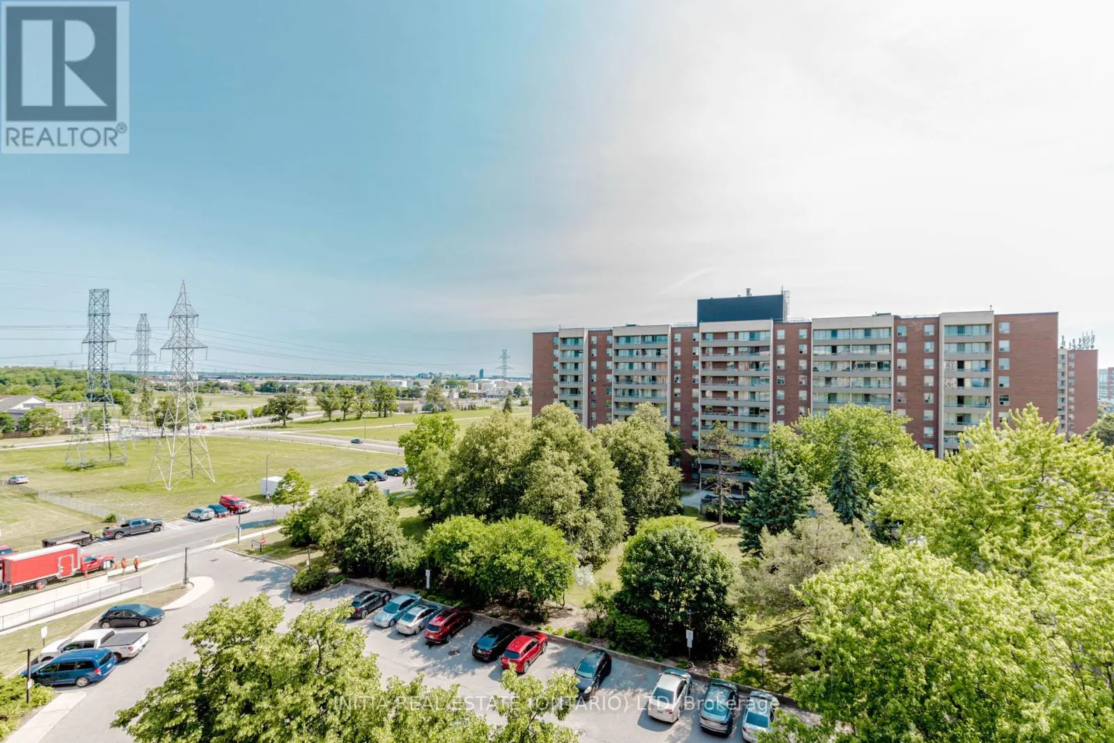 807 - 19 FOUR WINDS DRIVE, #807