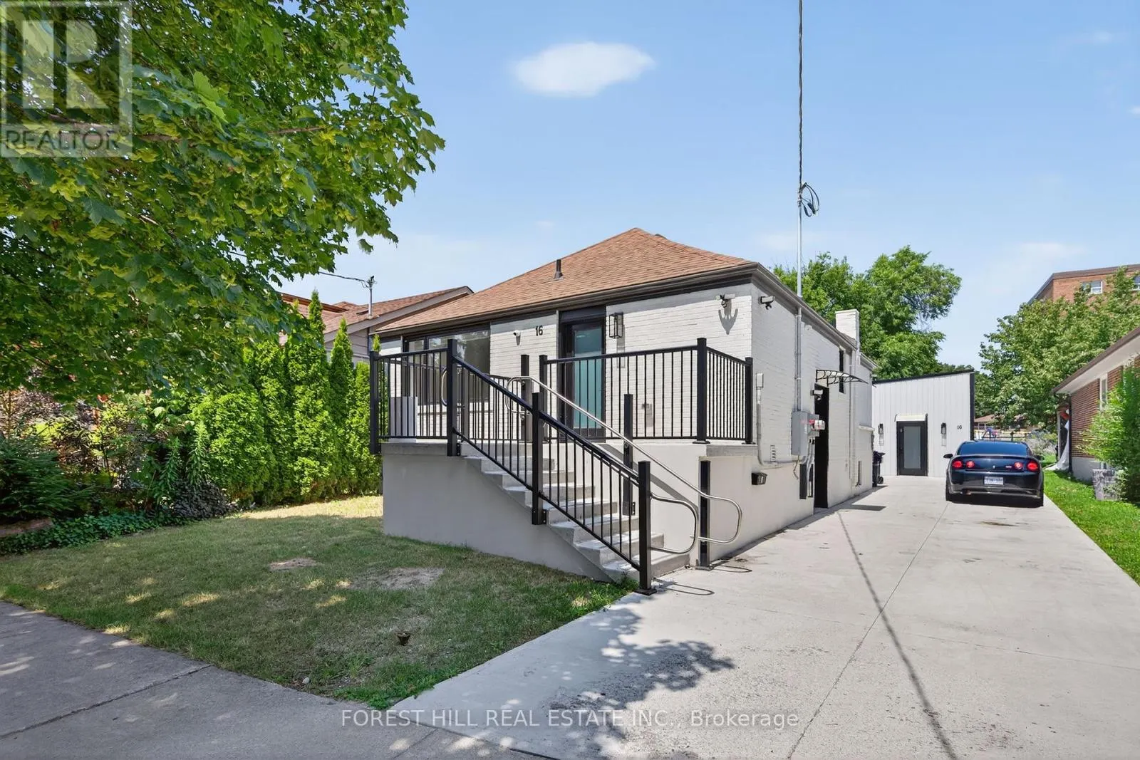 16 JOHN BEST AVENUE