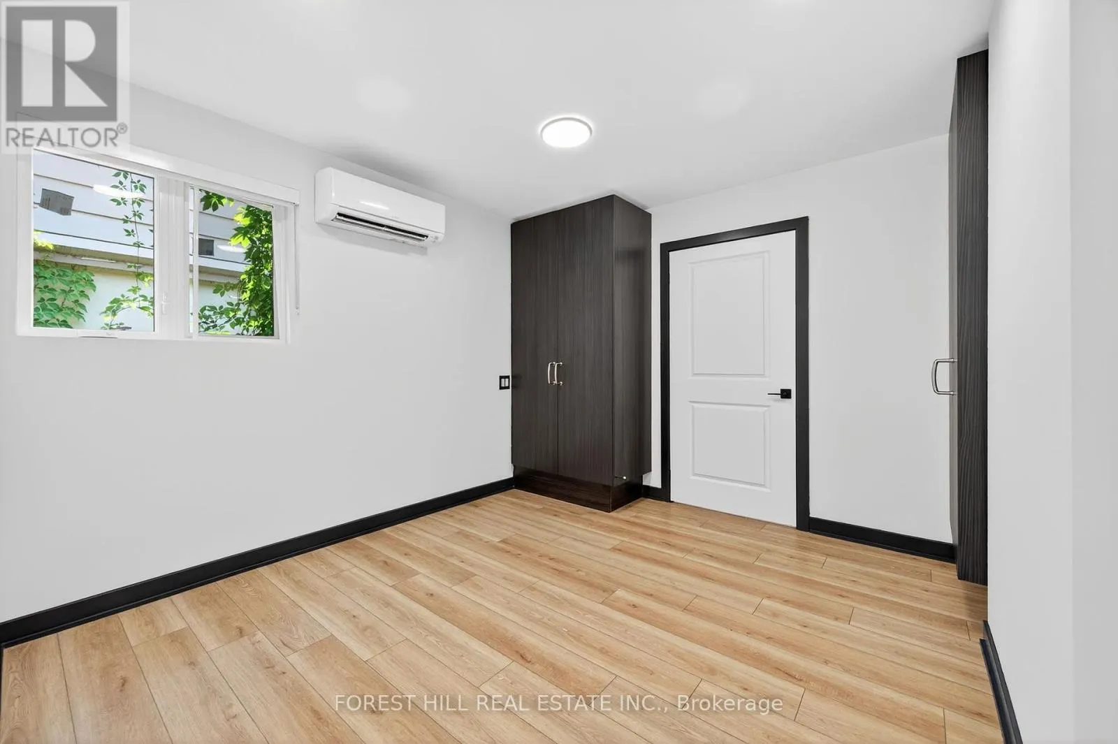 16 JOHN BEST AVENUE