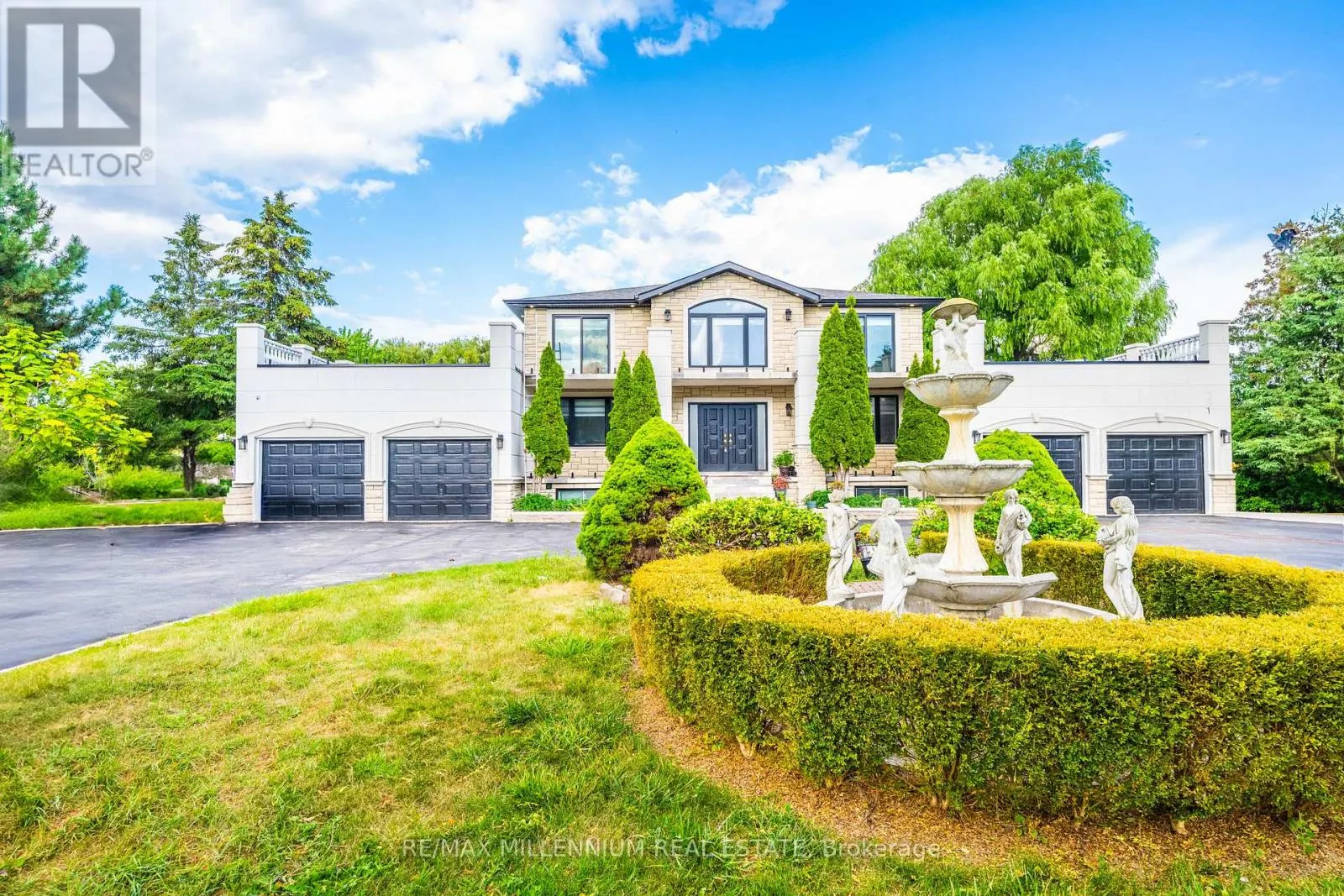 15 JULIAN DRIVE