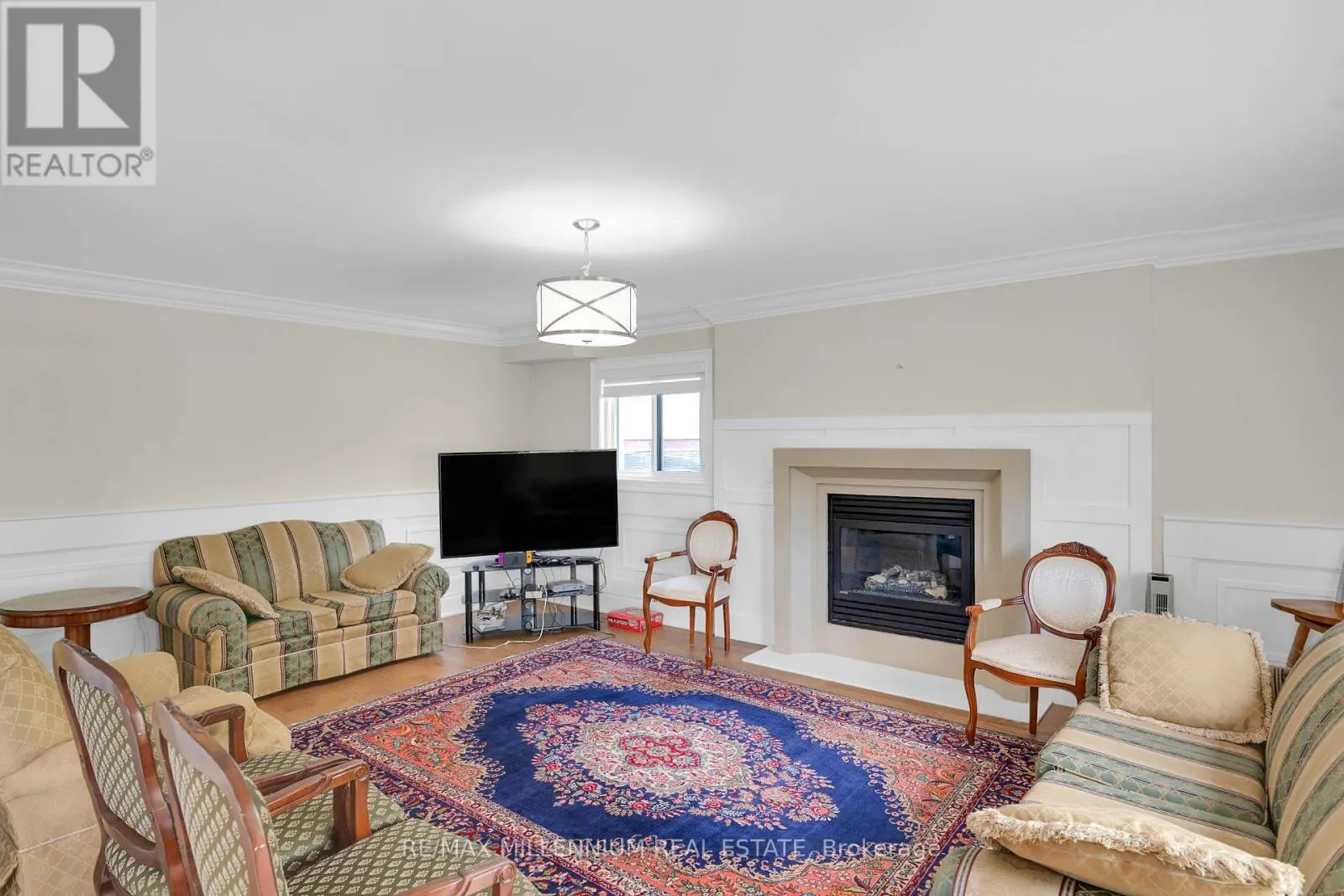 15 JULIAN DRIVE