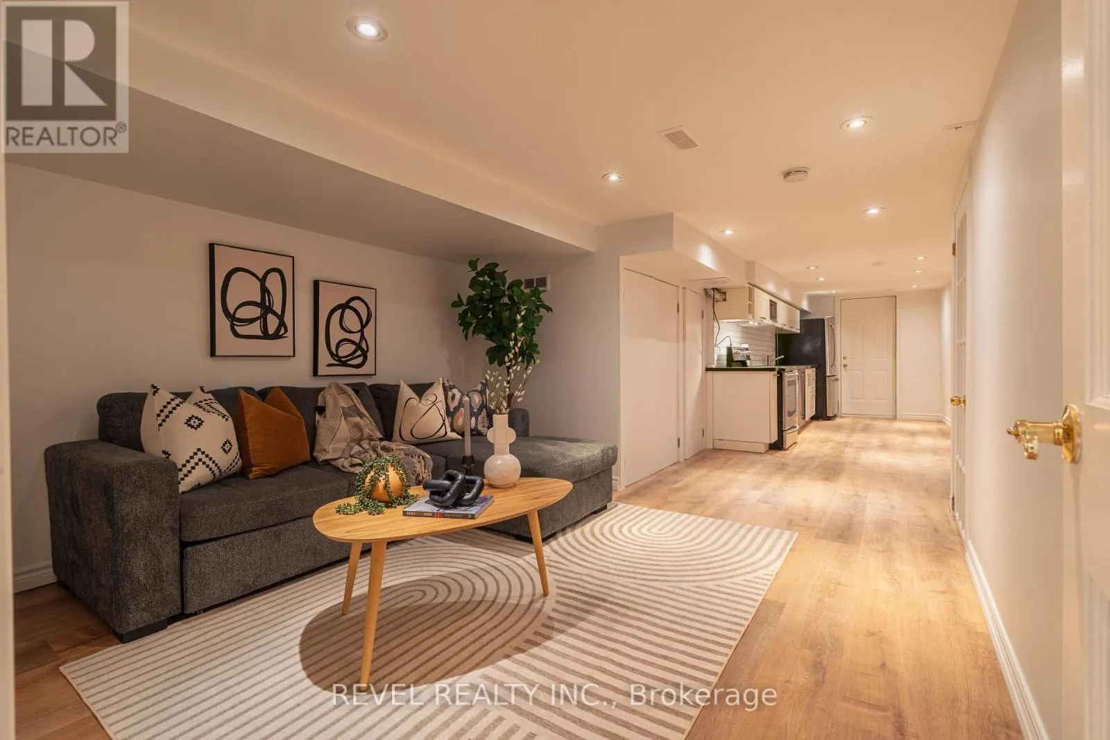 87 EARLSCOURT AVE AVENUE S